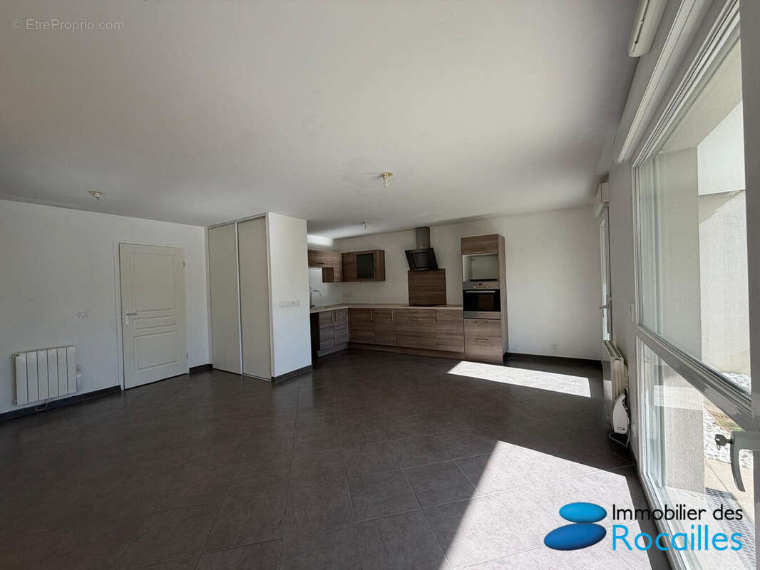 Appartement à REIGNIER