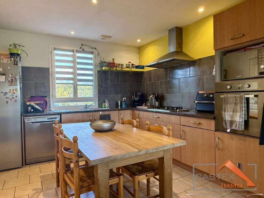 Maison à SAINT-MARTORY