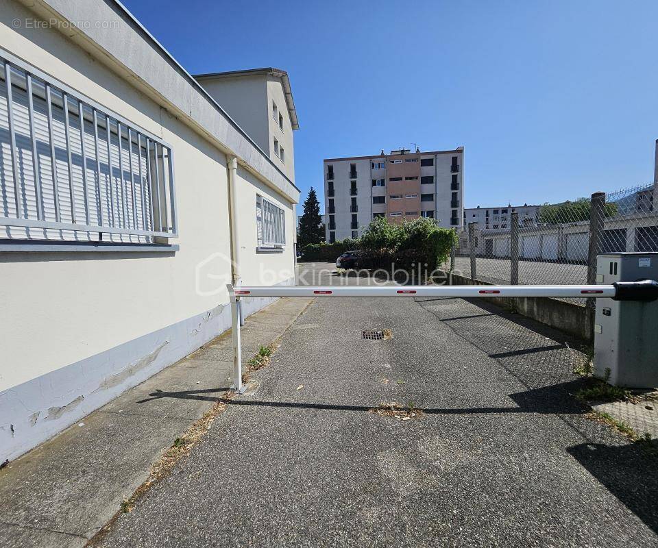 Appartement à SAINT-MARTIN-D'HERES