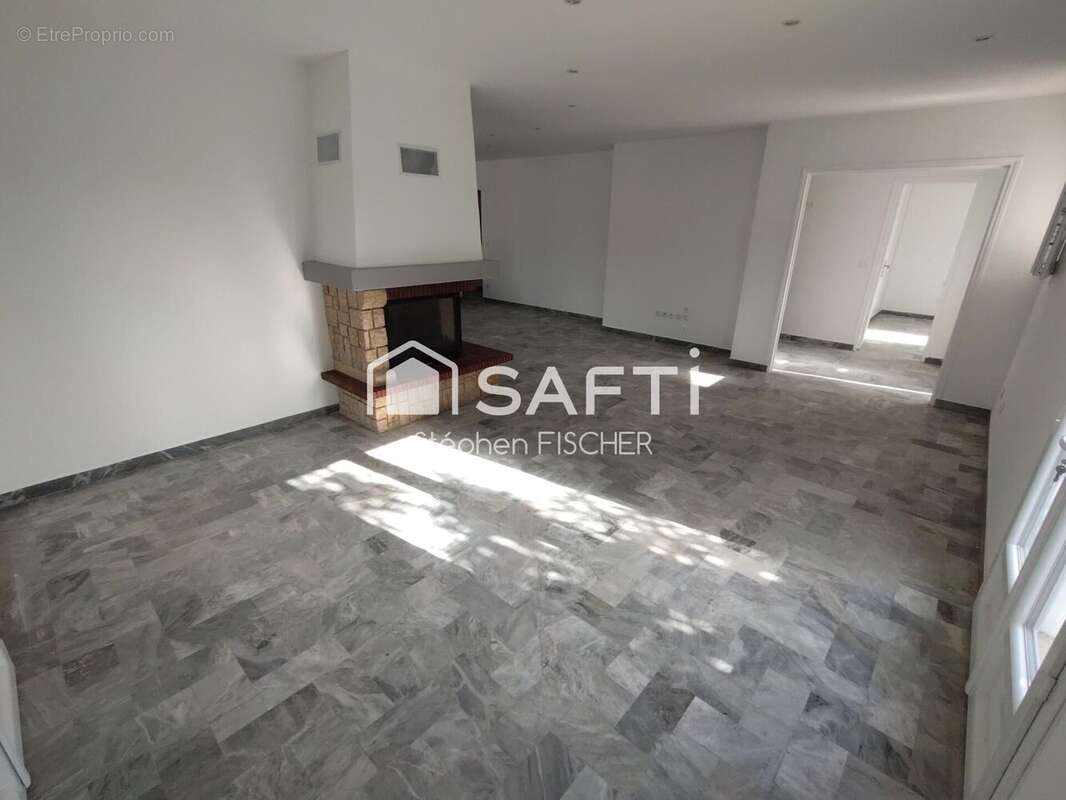 Photo 7 - Maison à LE CANNET-DES-MAURES