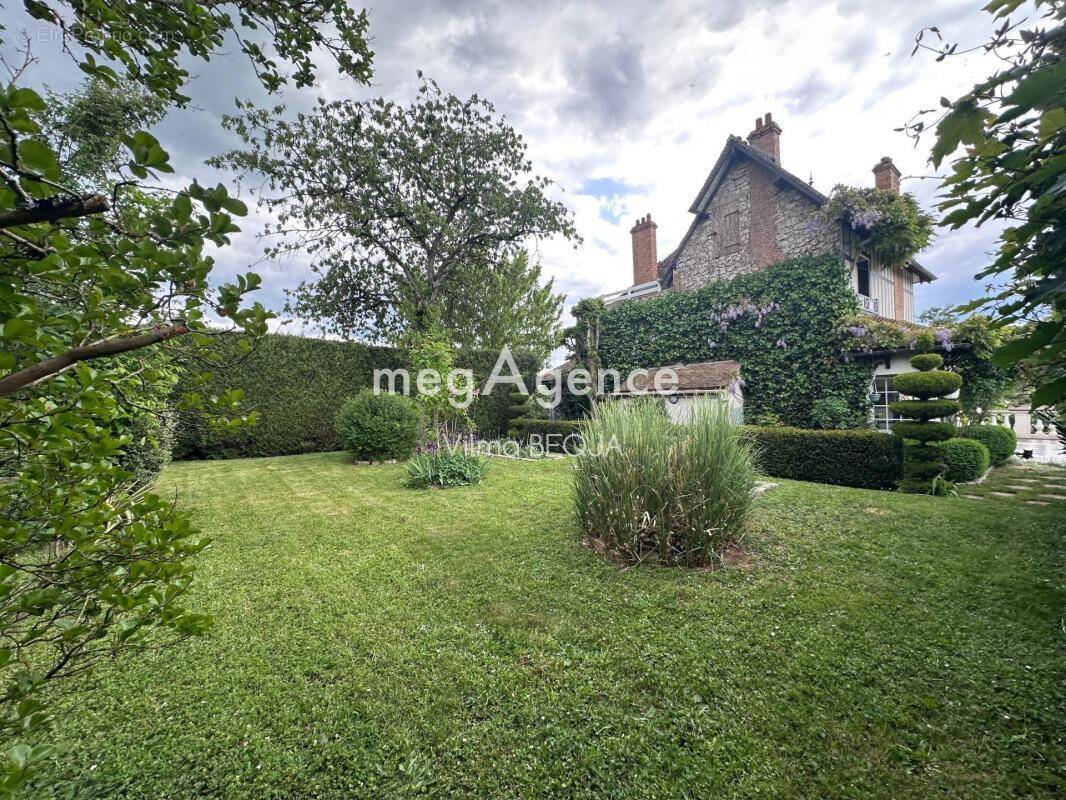 Maison à MISY-SUR-YONNE