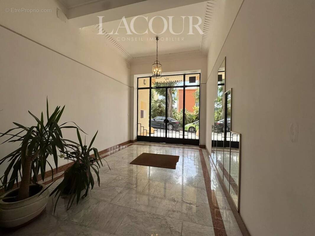 Appartement à NICE