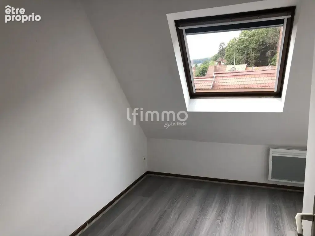 Immeuble vide 3 appartements et 1 commerce - photo 11