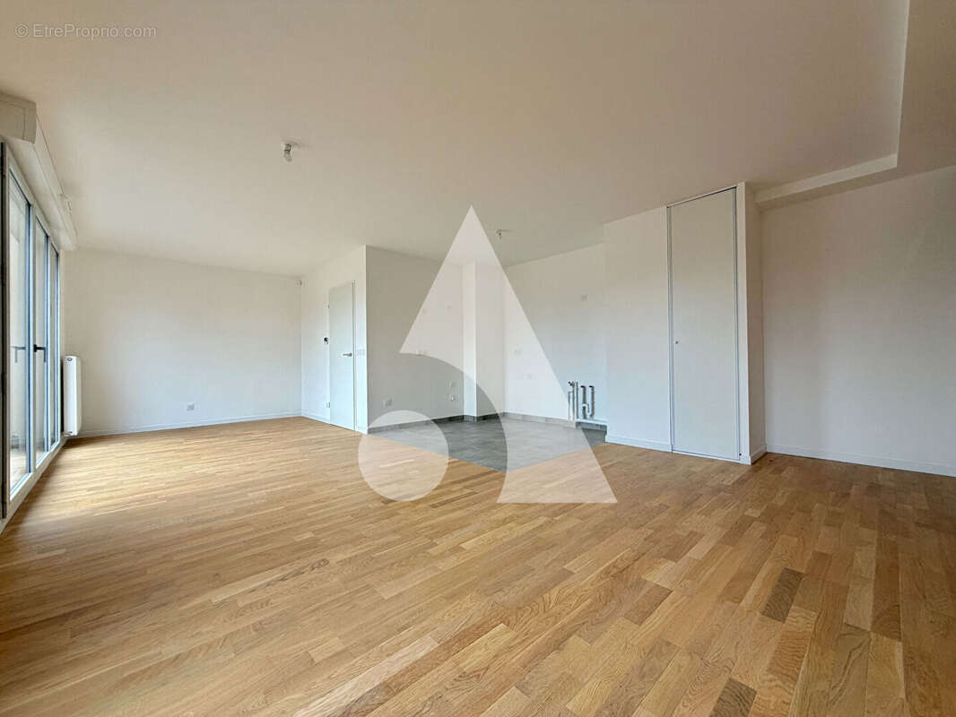 Appartement à ARPAJON