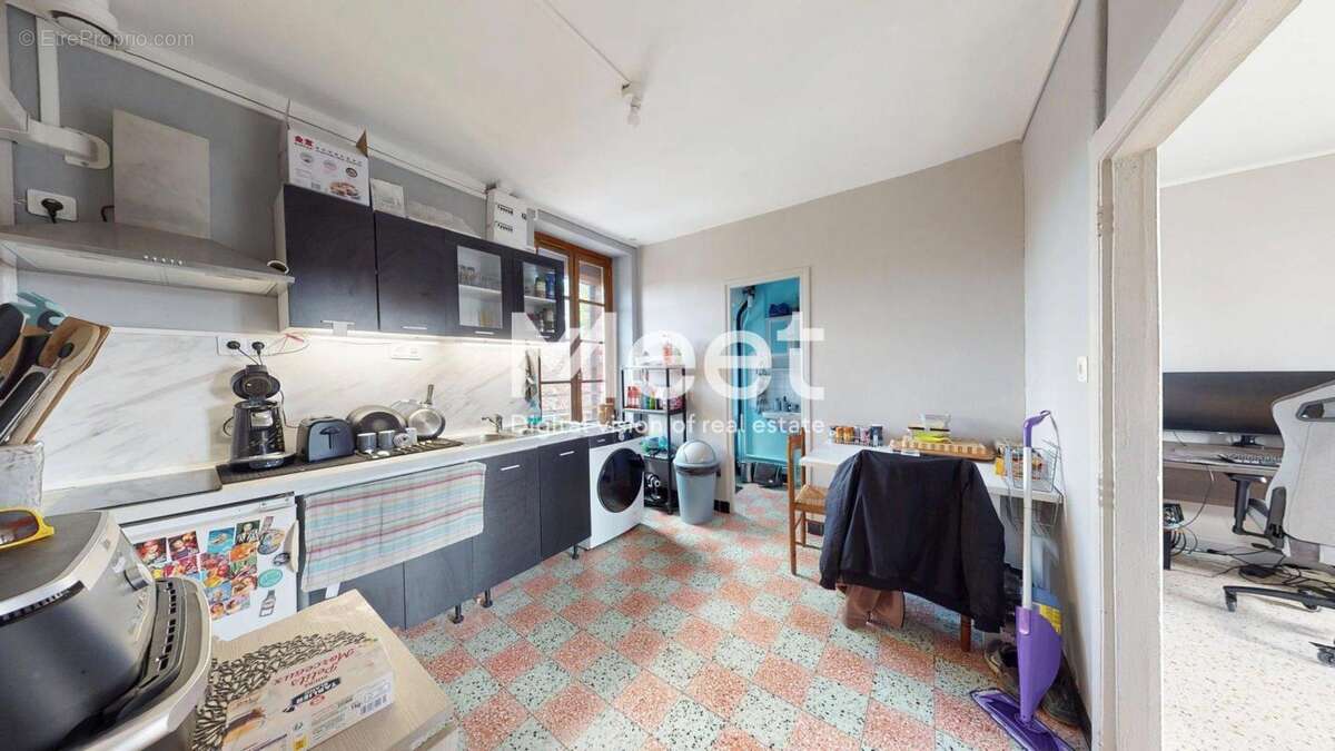 Appartement à BRIENON-SUR-ARMANCON
