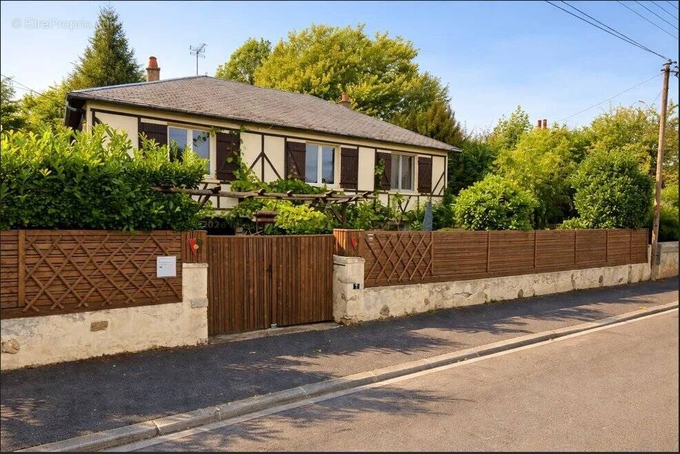 Maison à TROUVILLE-SUR-MER