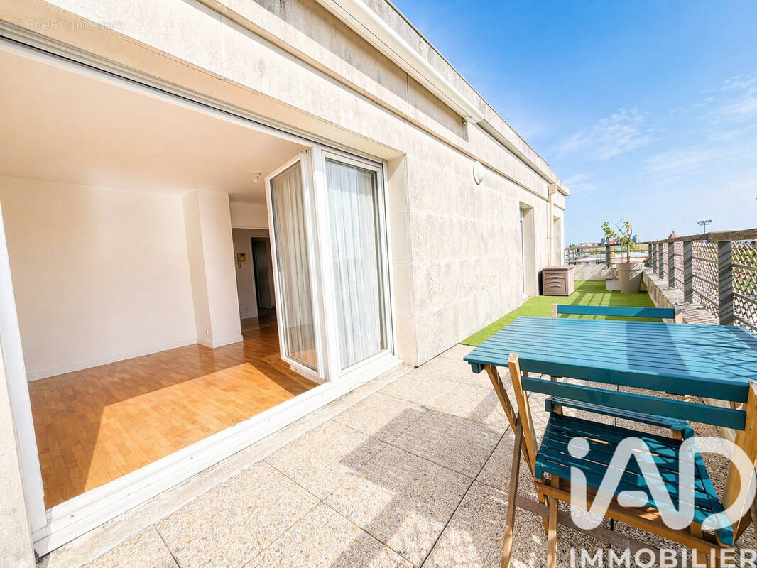 Photo 1 - Appartement à LE PLESSIS-ROBINSON