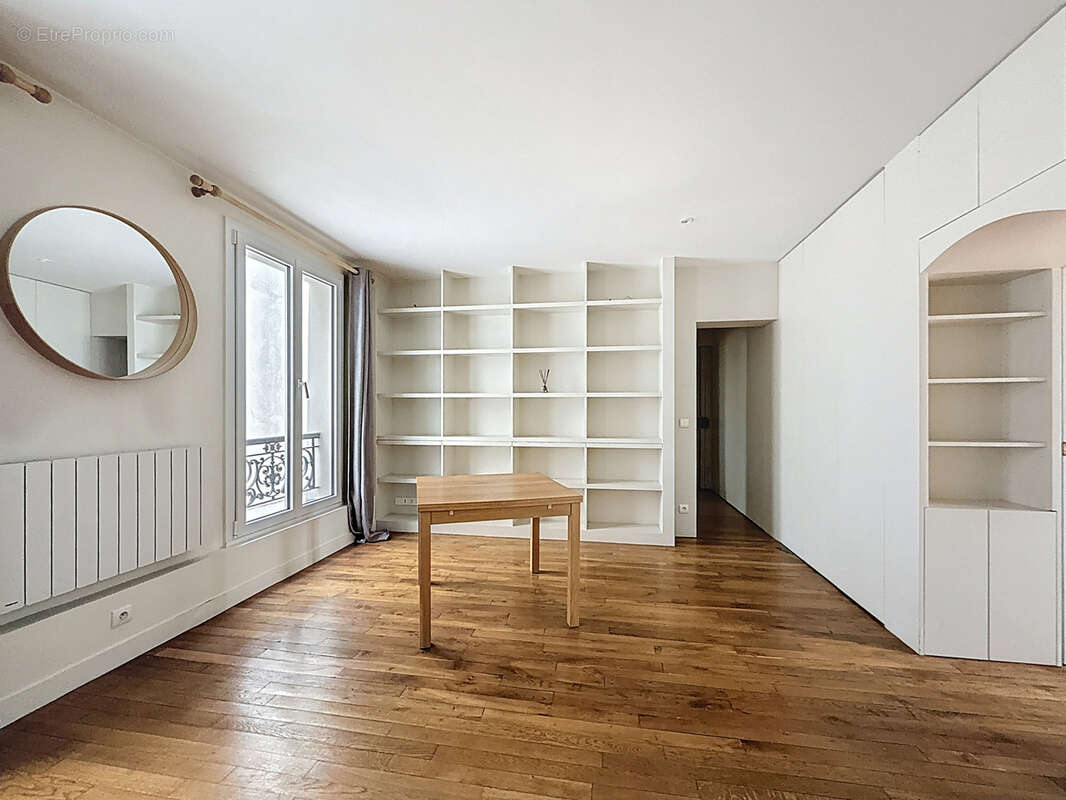 Appartement à PARIS-11E