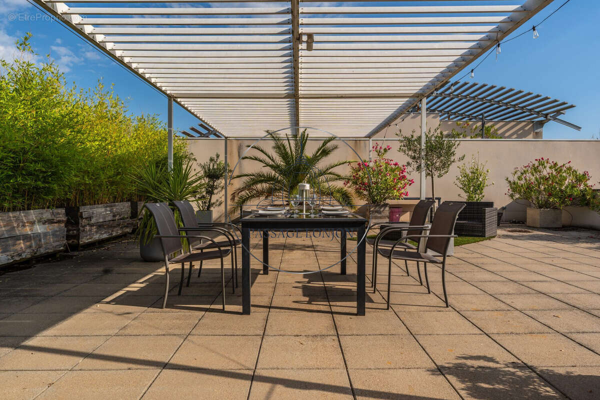 Appartement 80 m² à Castelnau-Le-Lez  - photo 2