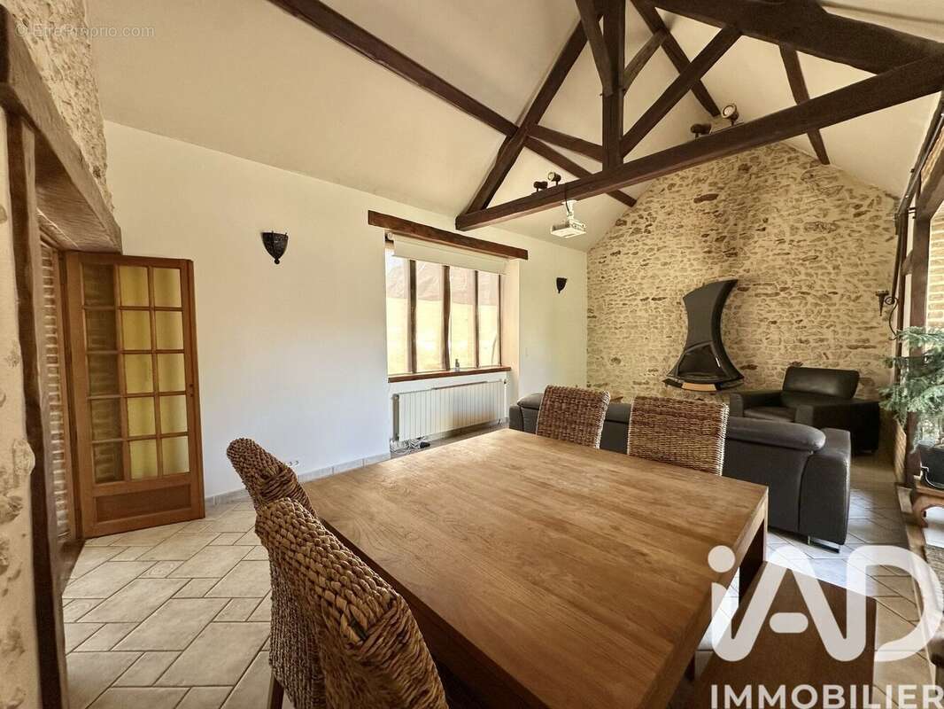 Photo 5 - Maison à EVRY-GREGY-SUR-YERRE
