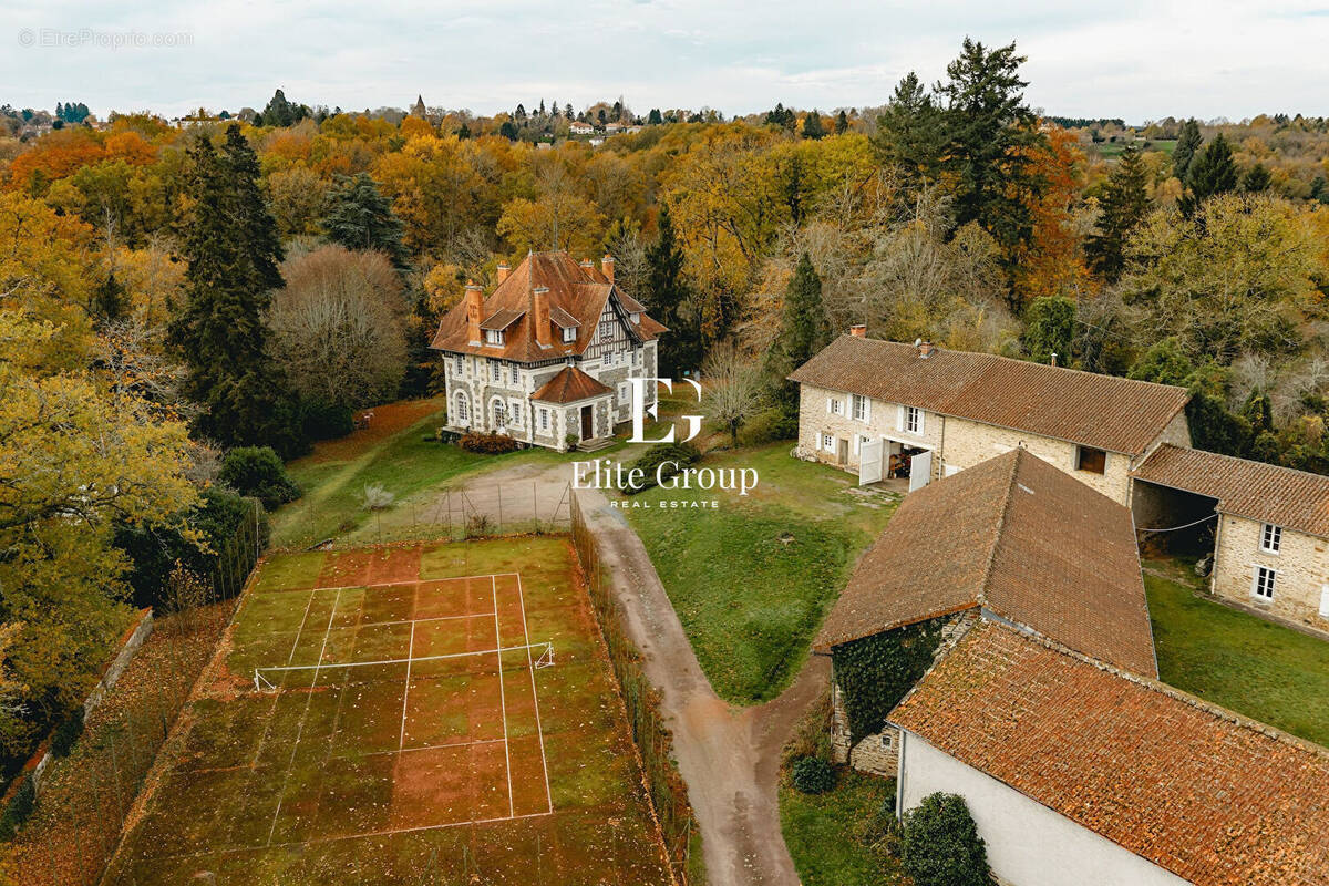 Maison à ORADOUR-SUR-VAYRES