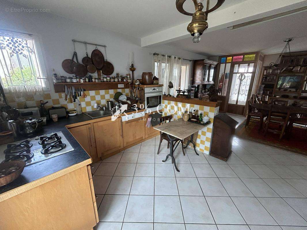 Maison à LA TURBALLE