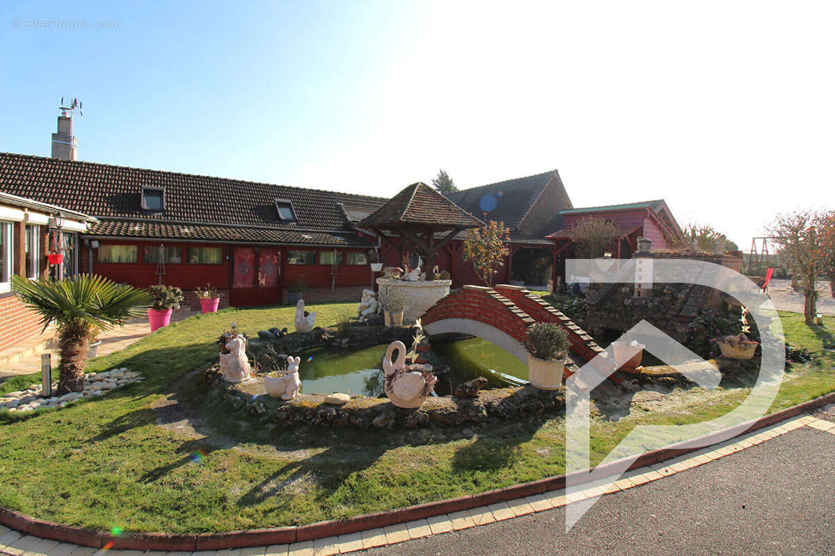 Maison à GRANDFRESNOY