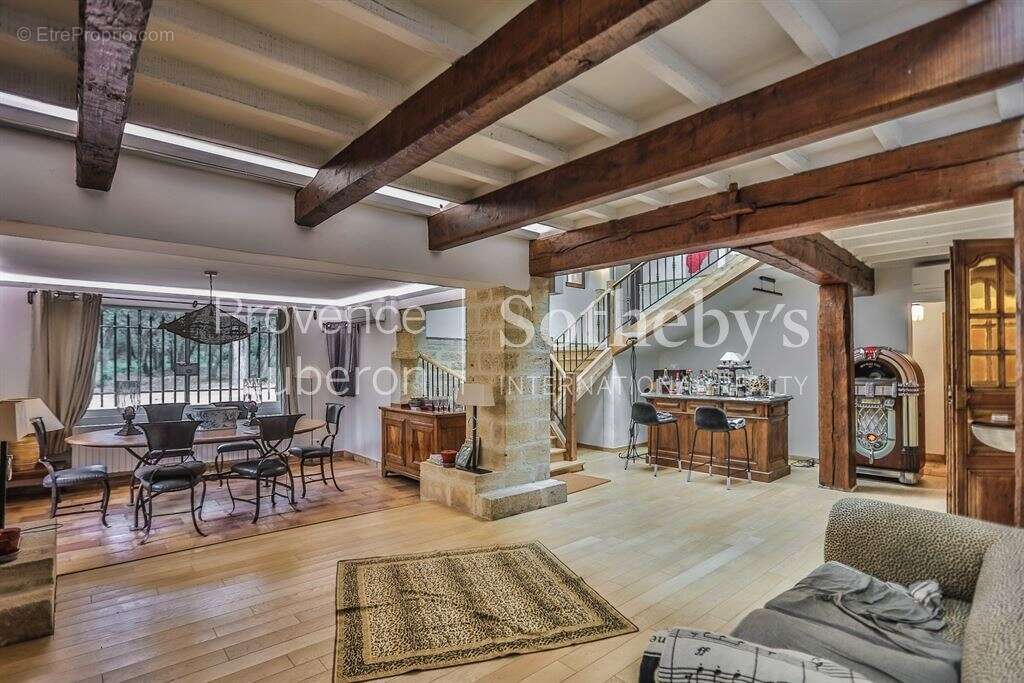 Maison à CHATEAUNEUF-DU-PAPE