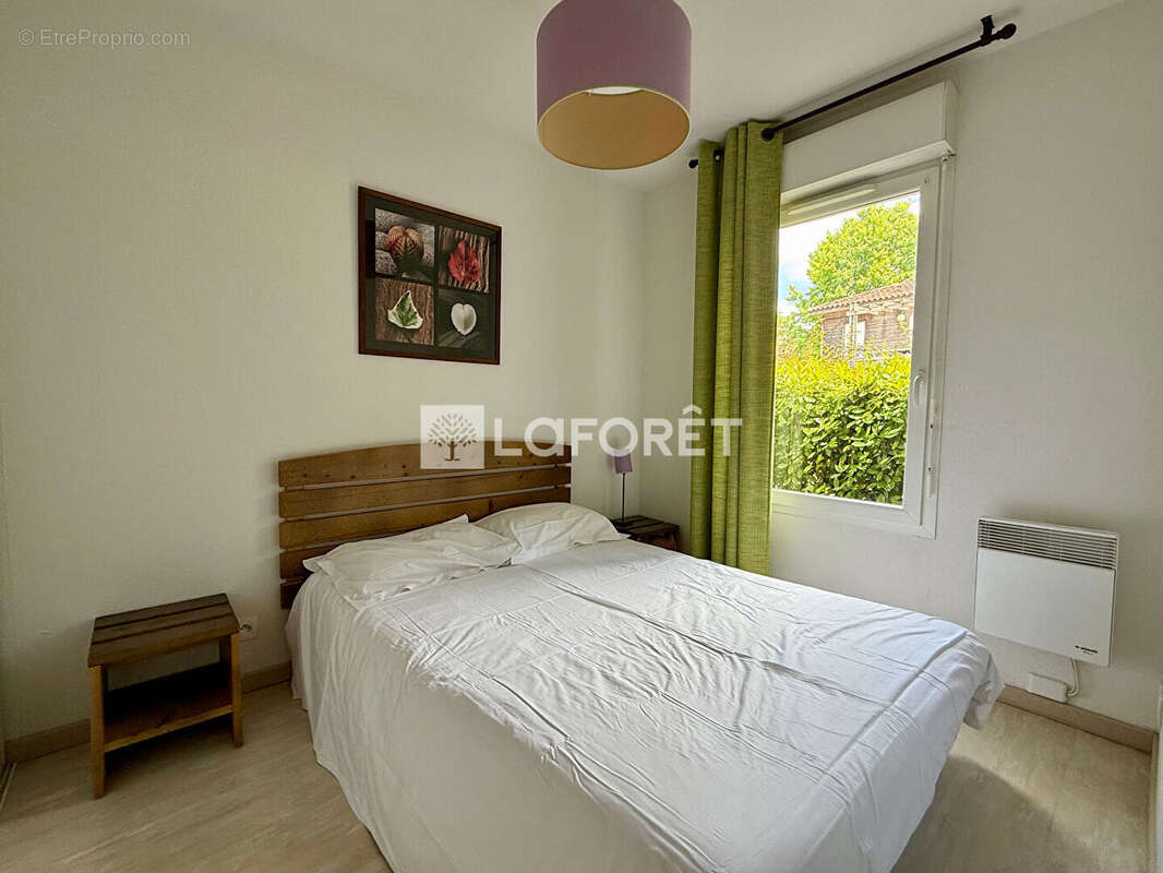 Appartement à AUREILHAN