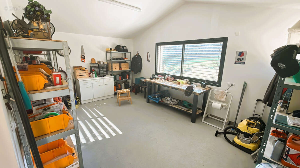 Maison à SAINT-FORTUNAT-SUR-EYRIEUX