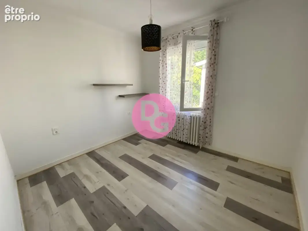 Maison 6 pièces 116 m² à vendre à Decazeville (12300) - photo 7