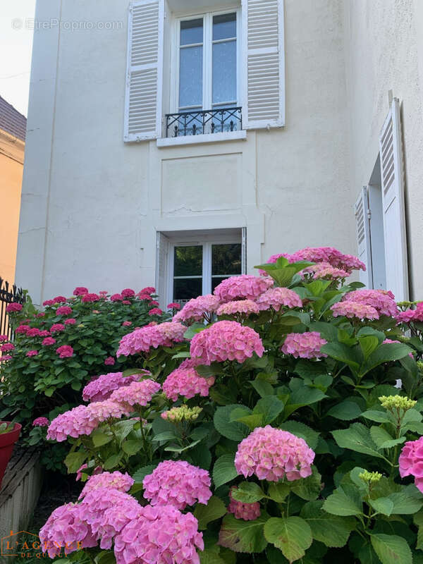 Maison à QUINCY-VOISINS