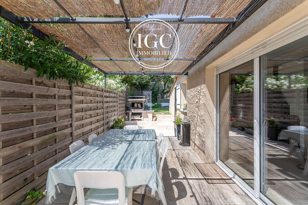 Le Rove  Maison 5 pièces de 102 m² - photo 9