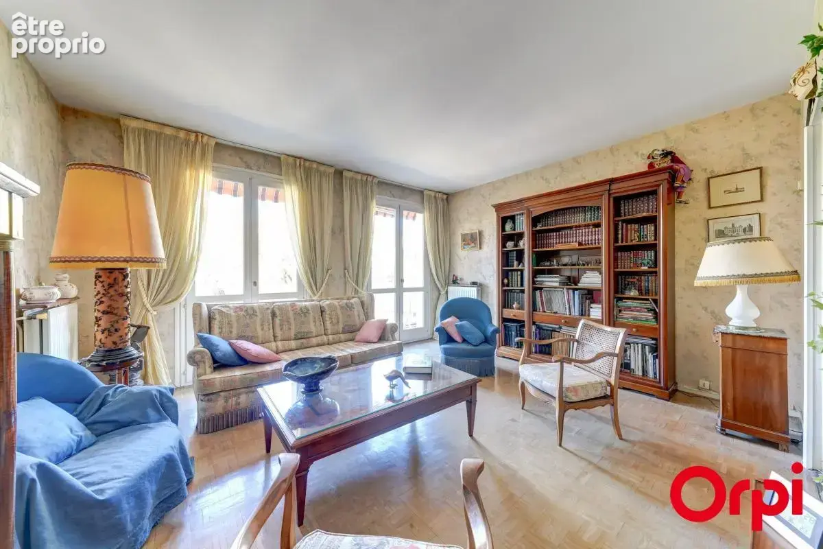Appartement À Vendre - photo 2
