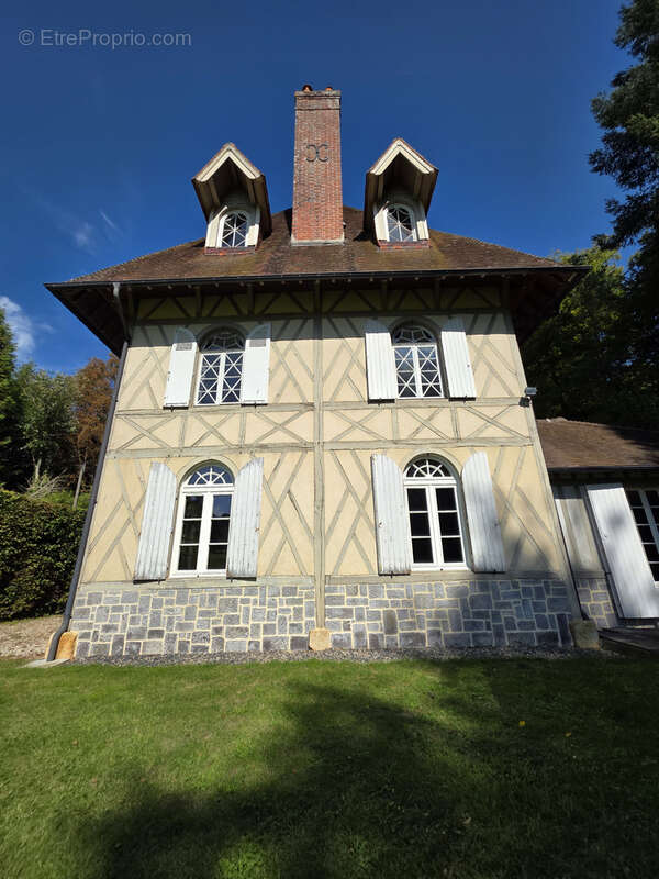 Maison à BERNAY
