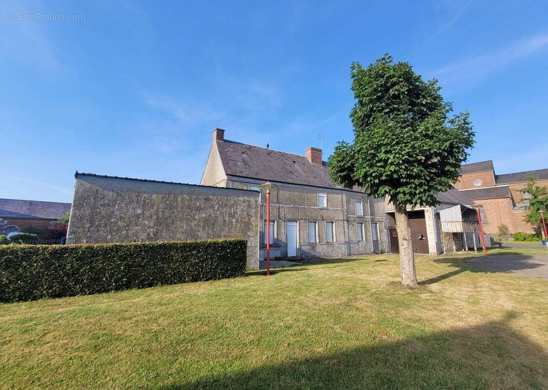 Maison à BEUGNIES