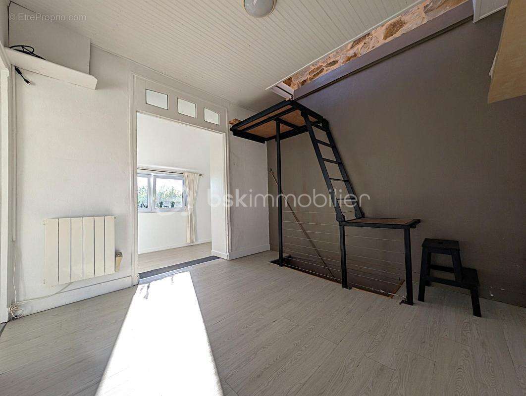 Maison en pierre face a la mer - 40.78m² - charme - barneville 50270 - photo 8