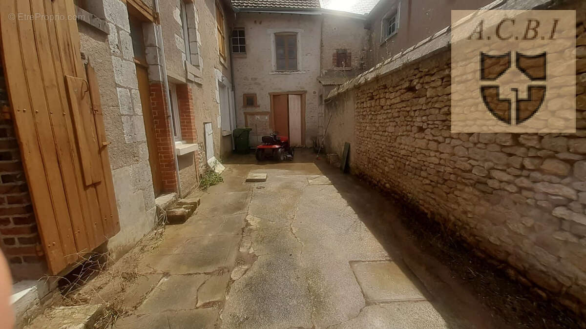 Appartement à OUCQUES