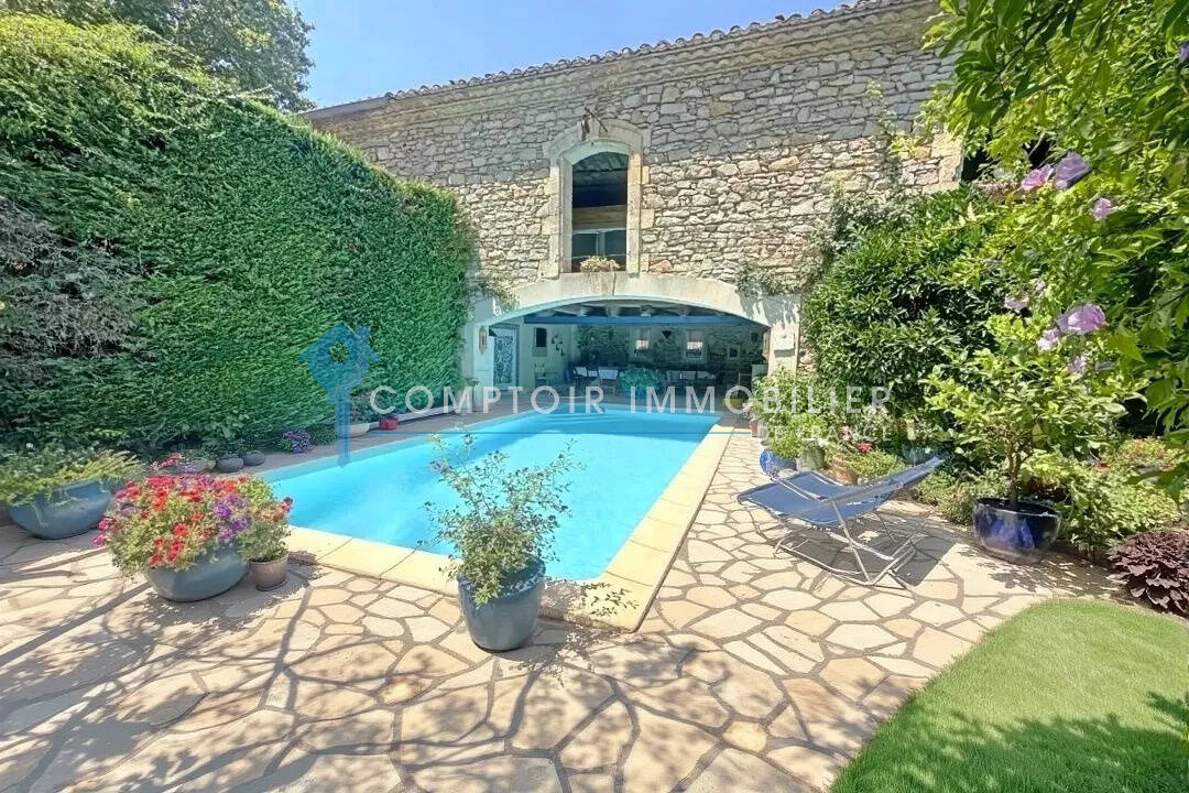 À Vendre- Maison Vigneronne 225 M2 - 7 pièces - photo 1