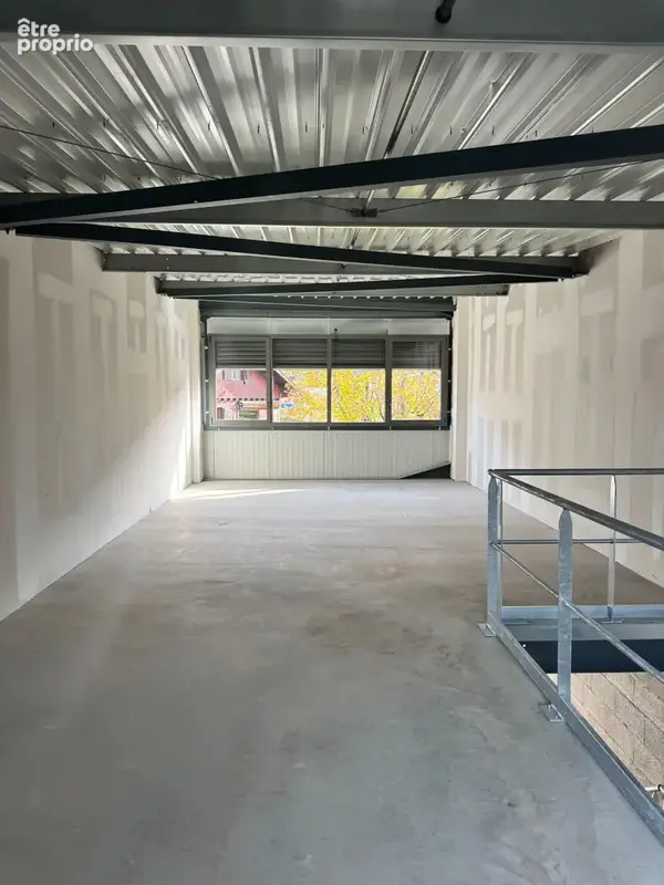 EXCLUSIVITÉ : Cellules d’Activités – Spécial Artisan & Décolletage 115m²  à vendre BONNEVILLE (74) - photo 2