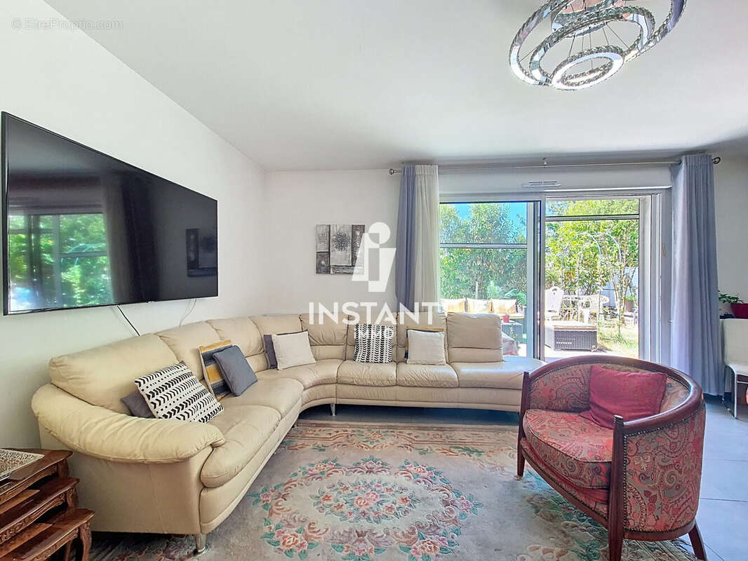 Appartement à MAISONS-ALFORT