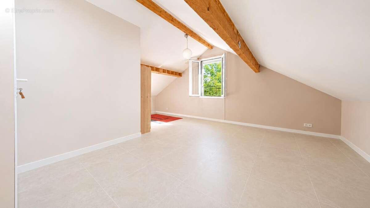 Maison 130 m² à Ormesson-Sur-Marne  - photo 16