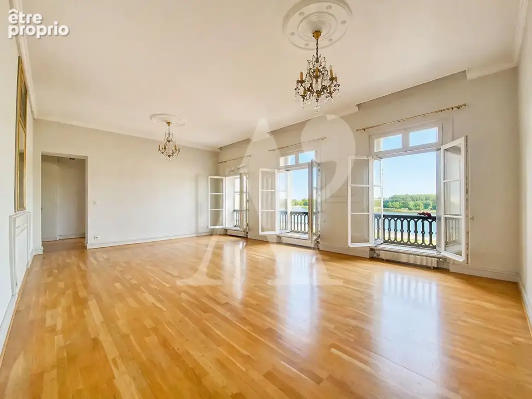 ARCHITECTURE AVEC VUE - 1800 - Appartement traversant avec ascenseur - photo 2