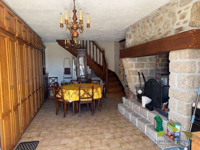 Maison à CHAMBERET