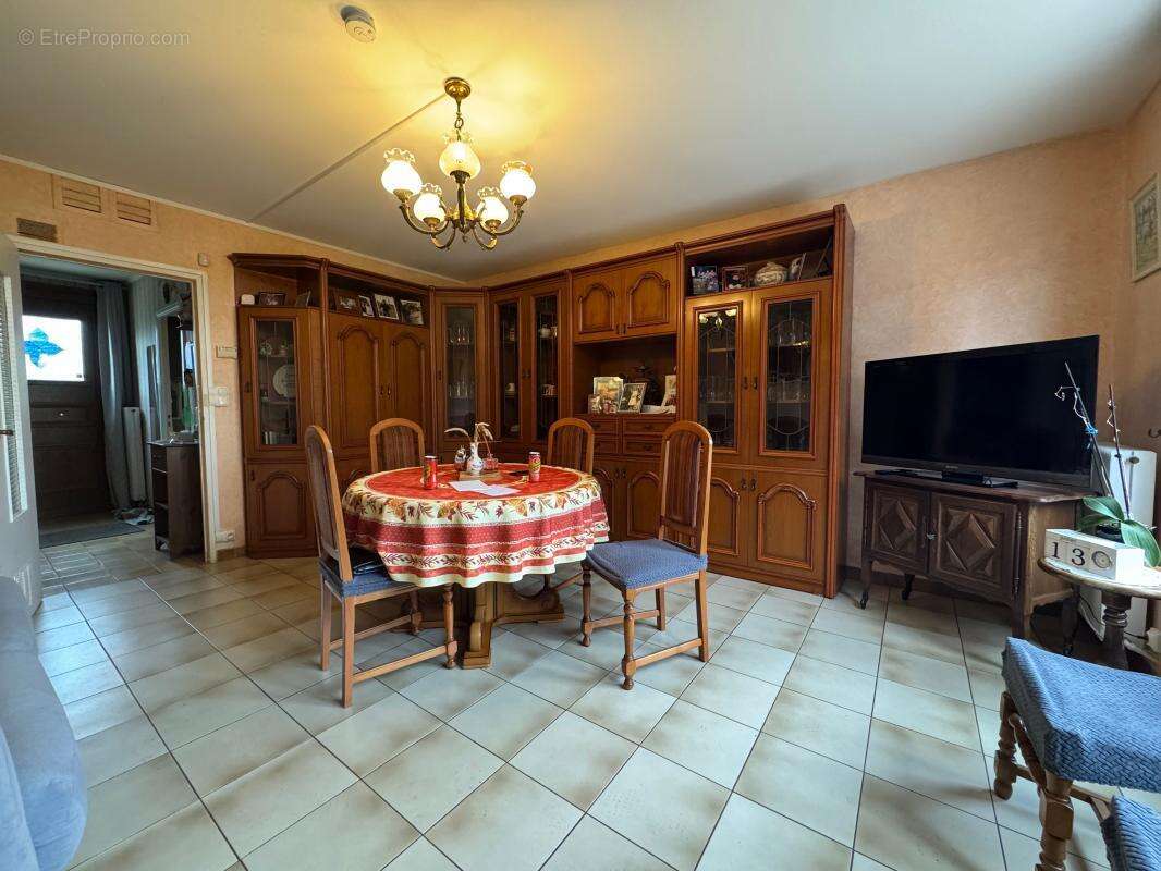 Maison à SAINT-JUST-EN-CHAUSSEE