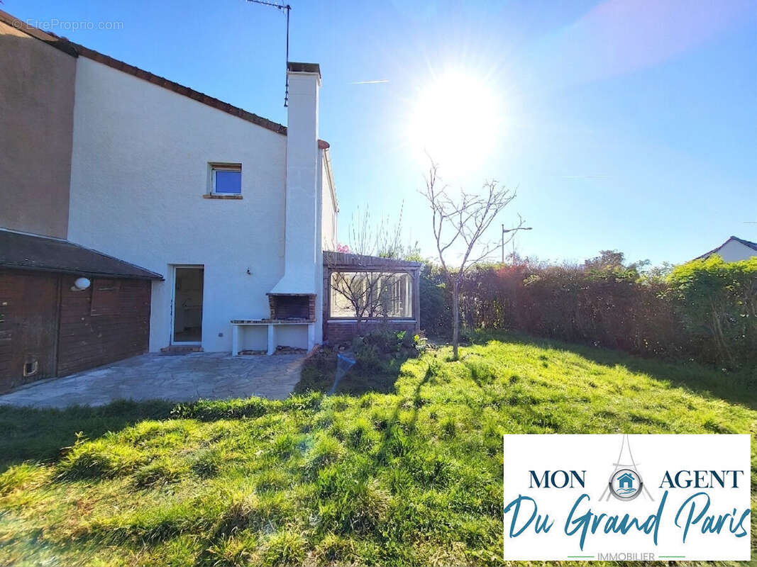 Maison à NOZAY