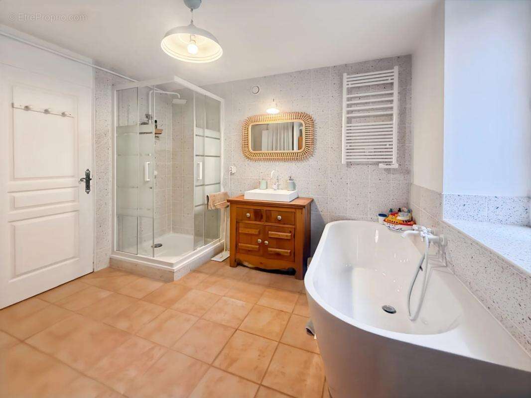 Maison à LIMETZ-VILLEZ