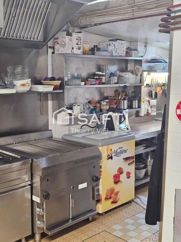 Photo 4 - Commerce à VILLEMOMBLE