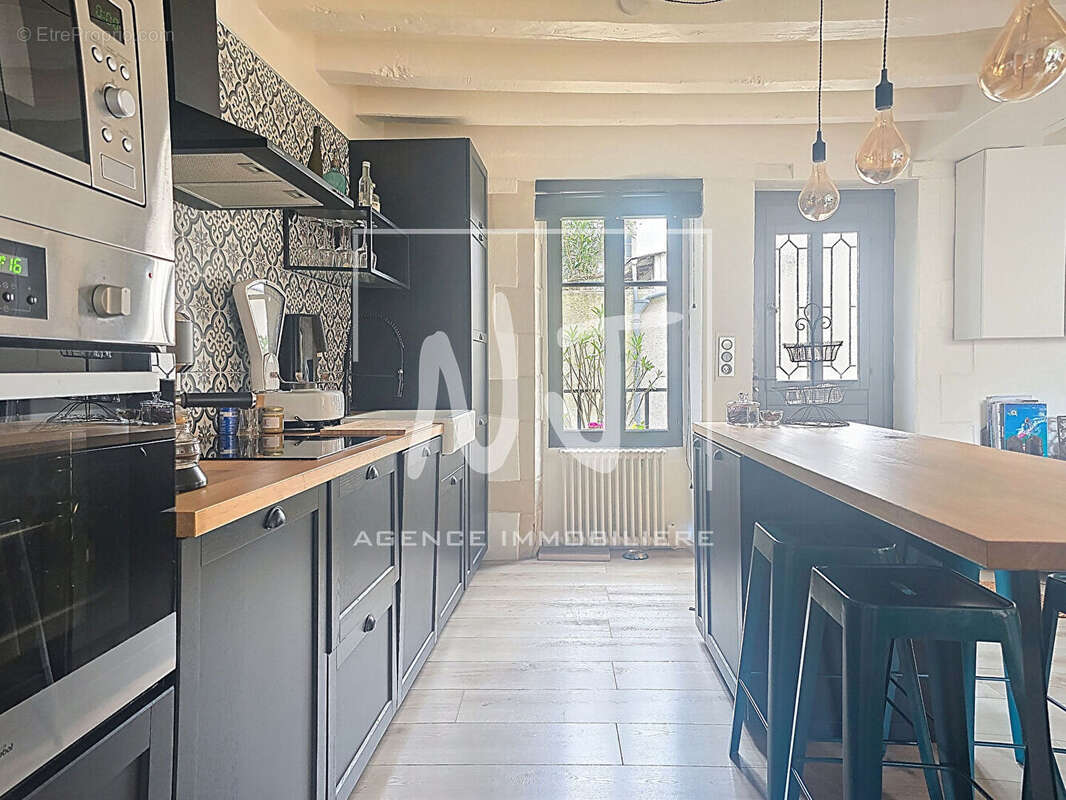 Maison à LES PONTS-DE-CE