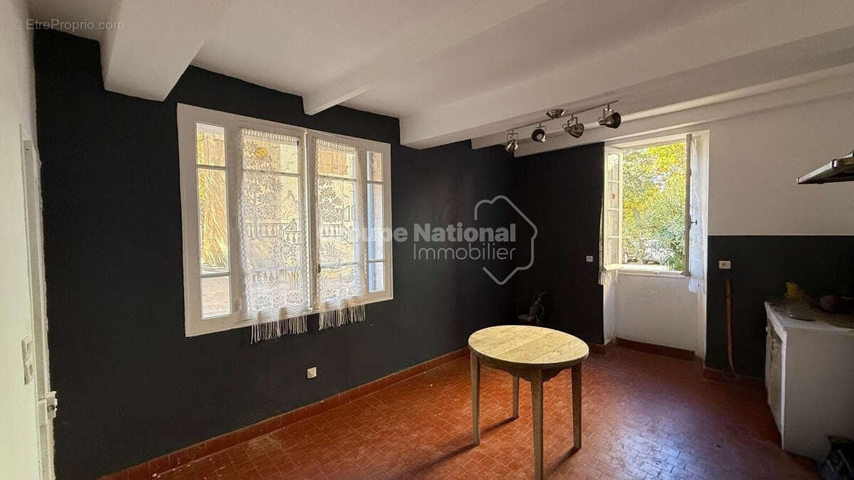 Maison à VILLES-SUR-AUZON