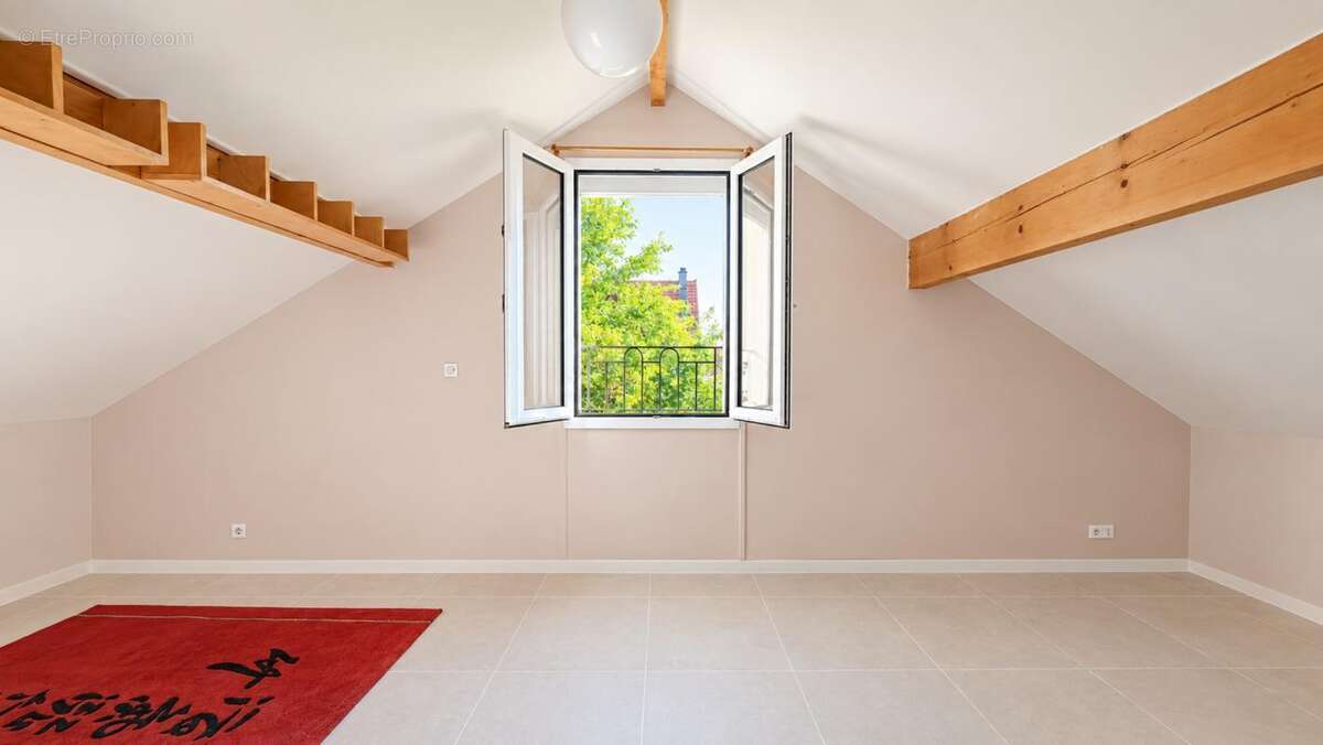 Maison 130 m² à Ormesson-Sur-Marne  - photo 17