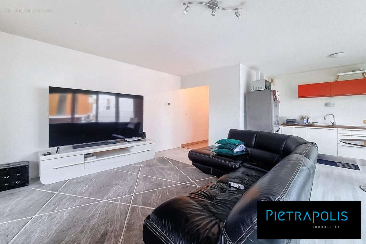 Appartement à LYON-9E