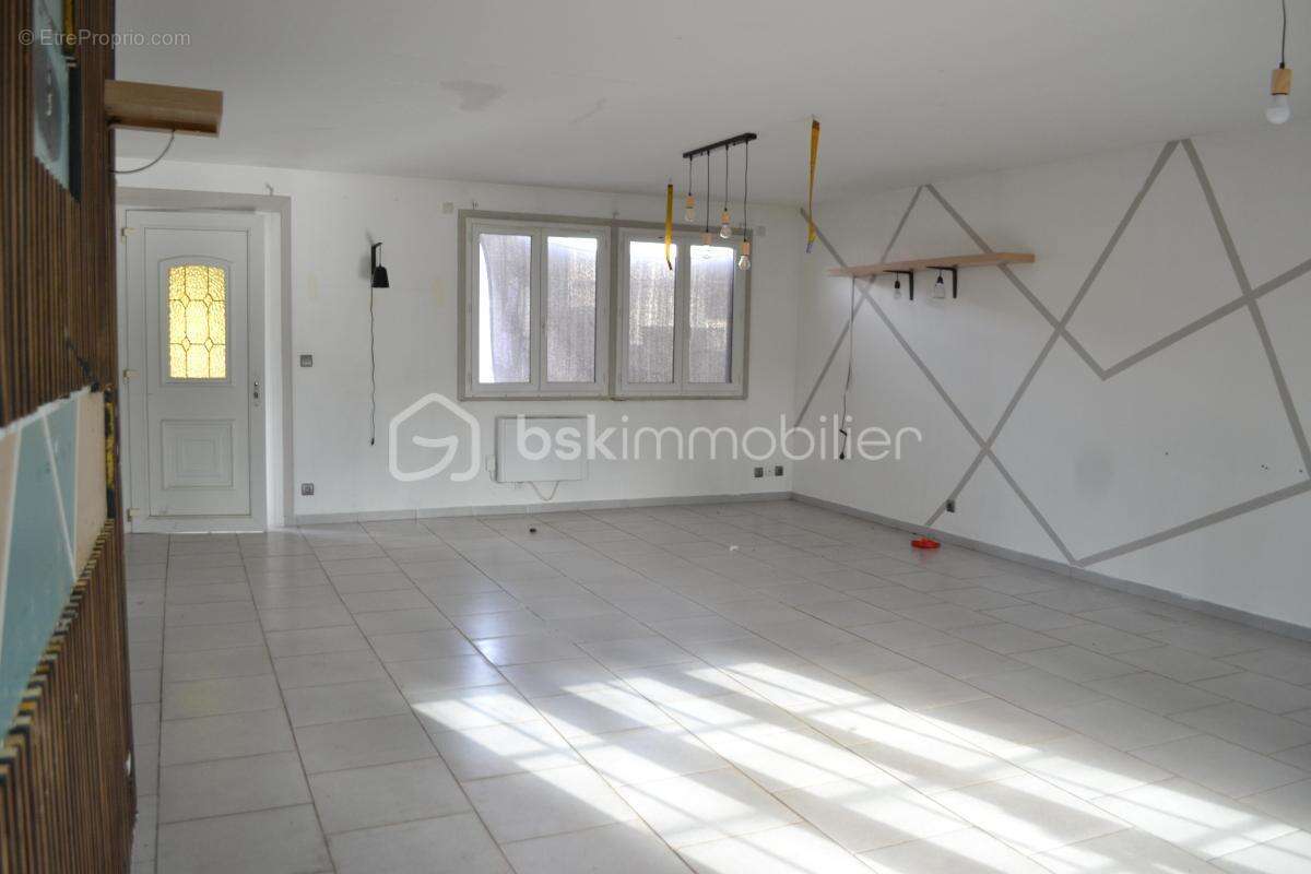 maison de 100m² et son garage de 125 m² - photo 4