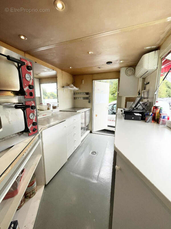 Commerce à ALTILLAC