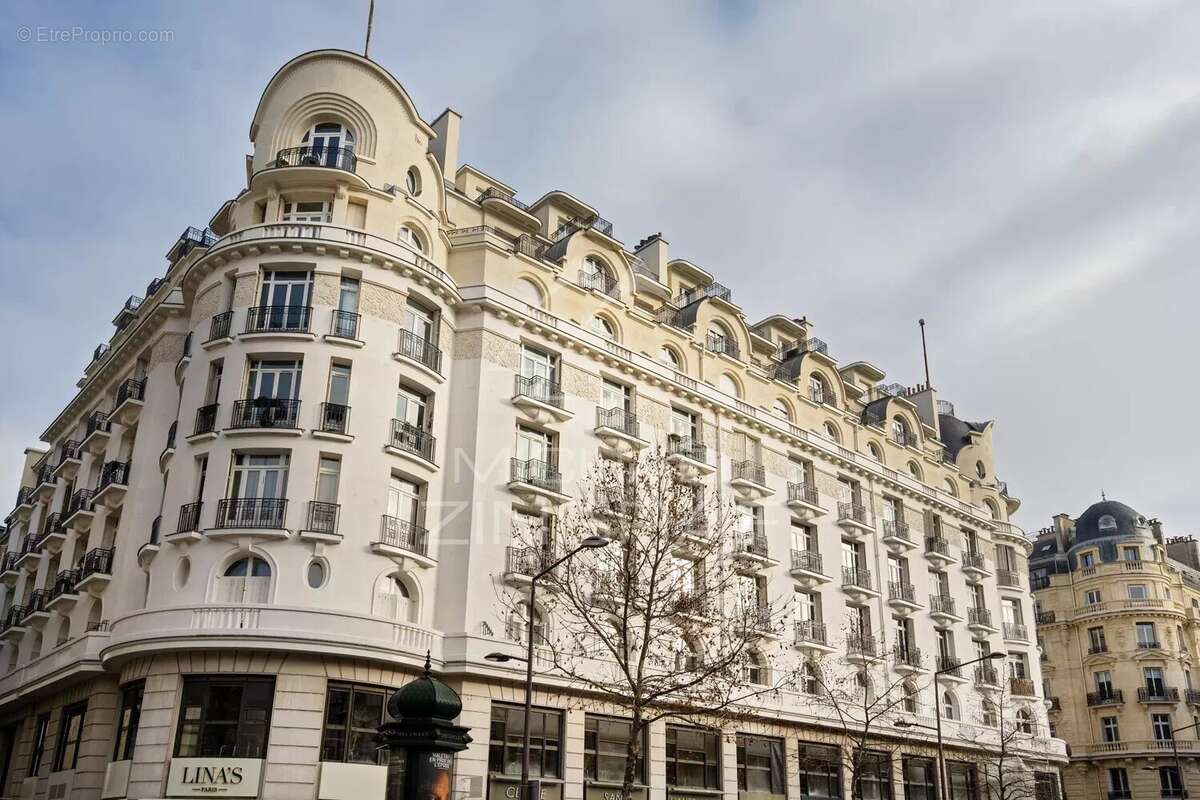 Appartement à PARIS-9E