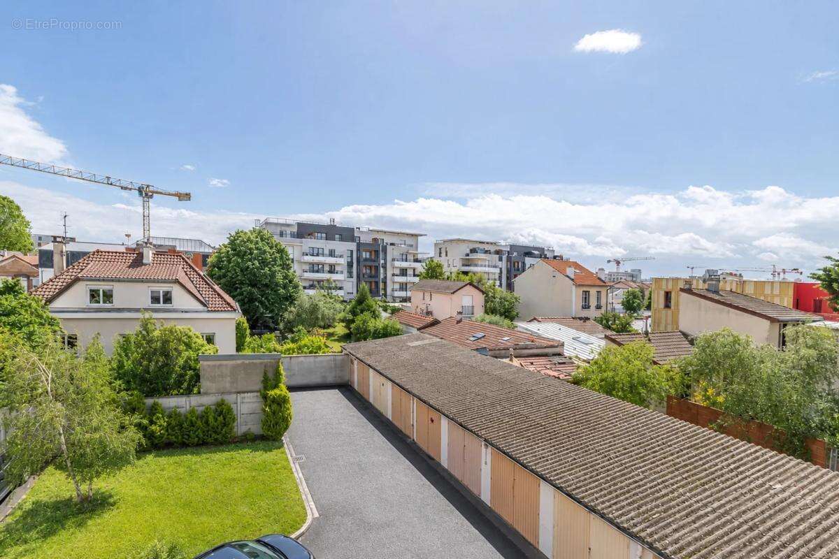 Appartement à COLOMBES