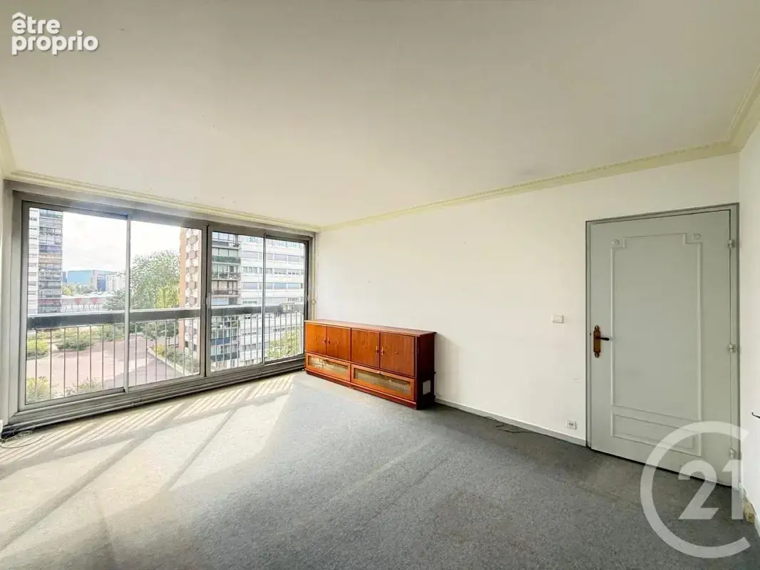 Appartement à FONTENAY-SOUS-BOIS