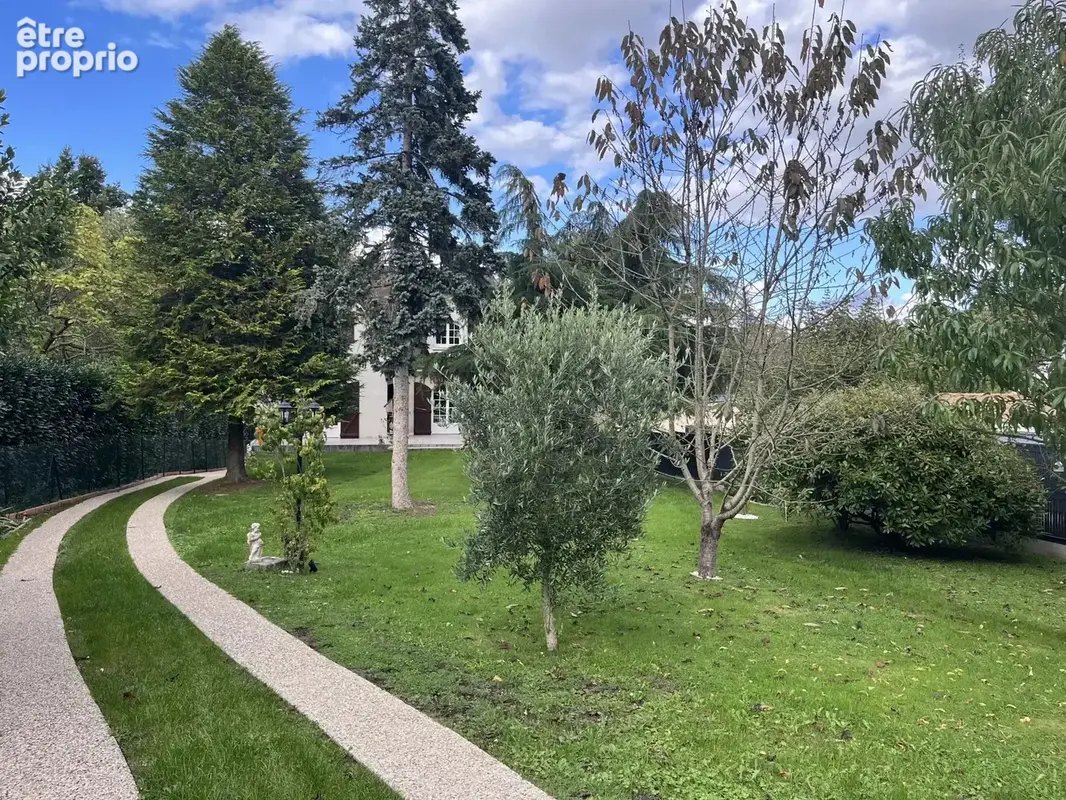 Photo Maison à Dampierre-En-Yvelines au prix de 655 200€