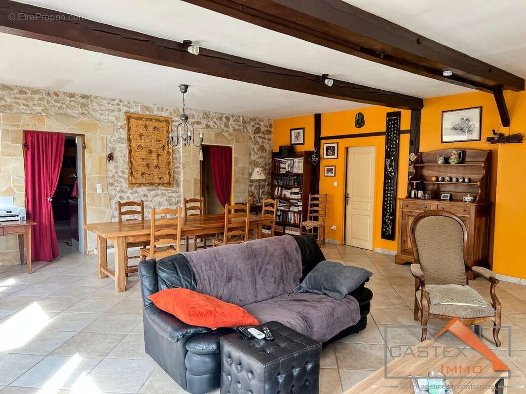 Maison à SALIES-DU-SALAT