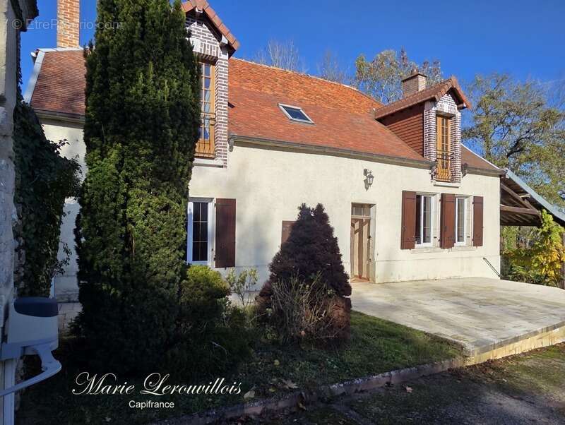 Maison à CHAOURCE